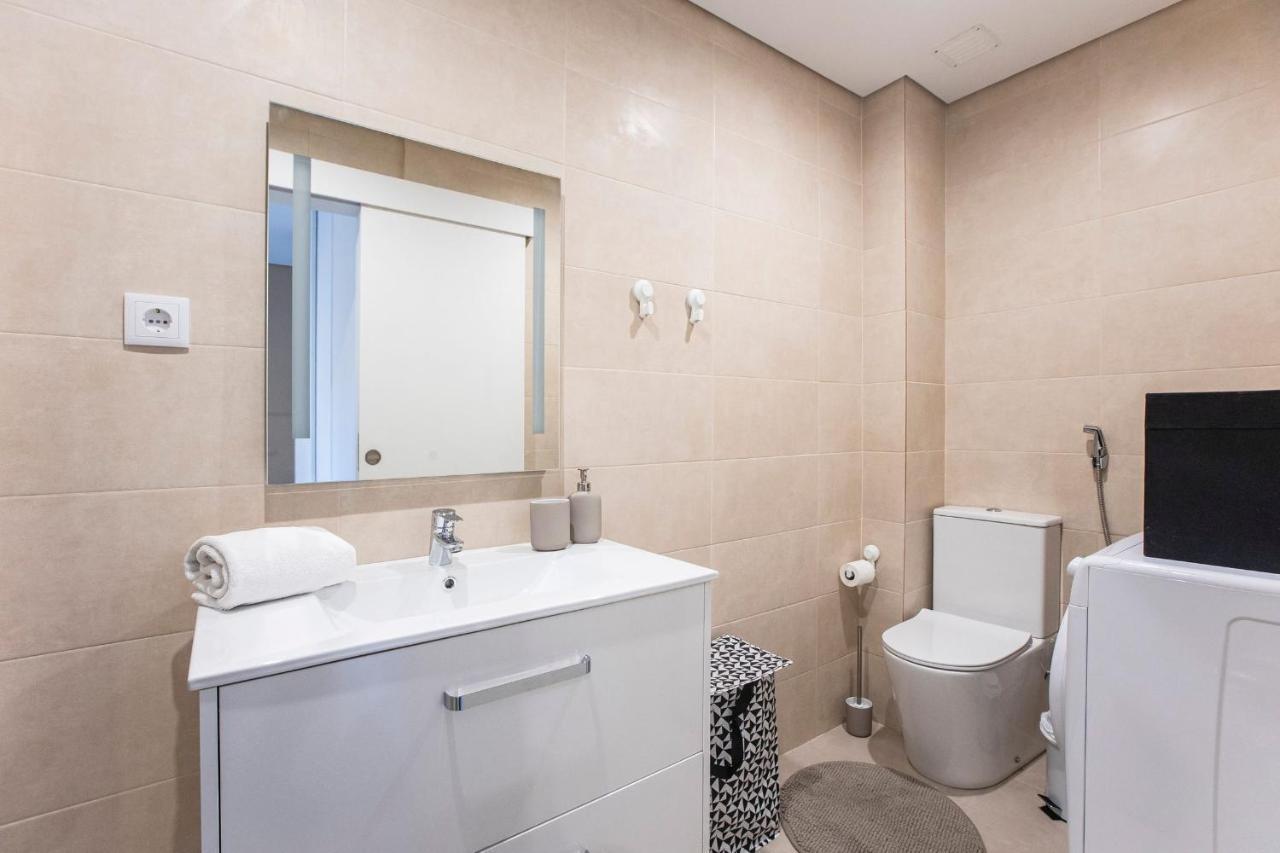 Seaside 1Br Flat W/ Ac In Matosinhos By Lovelystay Zewnętrze zdjęcie